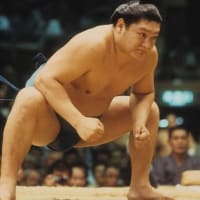 元大関増位山、死去。