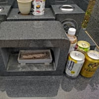 墓前のお供え