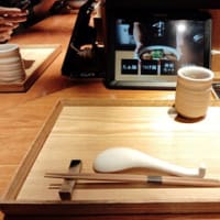丸の内のラーメン屋「すぎ本」