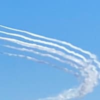 池田市でも見えたんですね、、ブルーインパルス