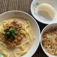 豆乳担々麺　＆　ツナとえのきのおにぎり