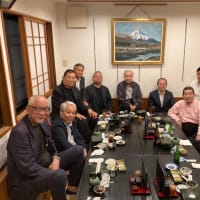 背広と鰻。