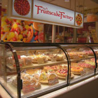 フルーツケーキファクトリー桑園店　８