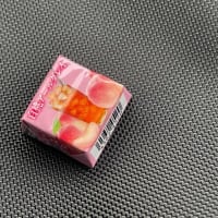 チロルチョコ「白桃アールグレイ」を買って見ました。