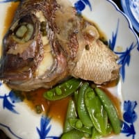 丸ごと１尾の鯛でお刺身と兜煮
