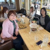 2025年5月　カフェ&バナナウインズでのお祝い写真🎉