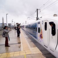 ドクターイエロー in 静岡県　２（熱海駅のディズニー新幹線）
