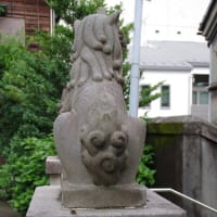 港区にある「久國神社」の狛犬さん（2017年夏訪問）