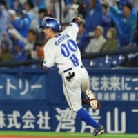 DeNA☆15勝15敗2分