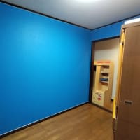 壁紙貼り