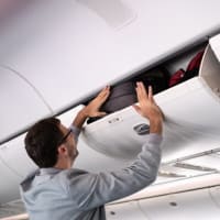 国内航空23社　8日からモバイルバッテリーを収納棚に入れないよう要請