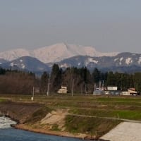 山形県・飯豊山の美しさ