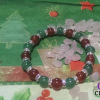 クリスマスカラーのブレスレット