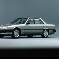 昭和58(1983)年式 日産スカイラインセダン2000ターボRS-X(5MT) H16.9〜18.6