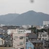 １月２６日（月）７時の、平塚平塚海岸からの富士山、湘南平、箱根