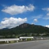 榛名湖を後に県道28号線～正面に岩櫃山の素晴らしい眺め・・・