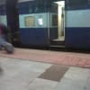 早朝のシアルダ駅(インド、コルカタ)