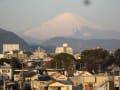 ２月１３日（金）７時、平塚・東海岸からの富士山、湘南平、箱根