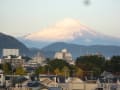 11月２３日（土）７時の富士山と湘南平