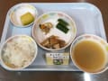 [9]10/5・19（金）給食　ご飯　味噌汁（玉葱・なめこ）　厚揚げの中華風煮　れんこんの甘酢和え　スティック胡瓜　バナナ