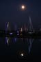 満月と大津港の輝き
