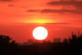 １０月３０日朝窓からの日の出風景