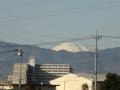 [2]'12/12/05　農作業をしながら見る富士山