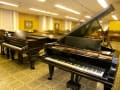 昭和11年に製造したホルーゲルフルコンサートグランドピアノが発見された。