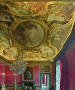 ベルサイユ宮殿の内部の写真