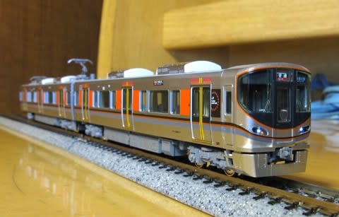 KATO 323系 大阪環状線 - 鉄道模型