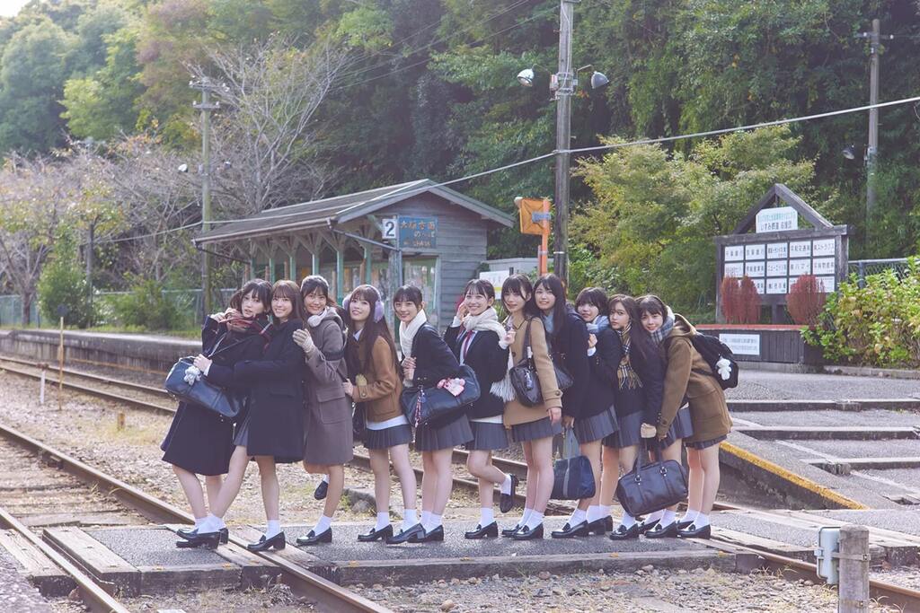 乃木坂46・5期生写真集「あの頃、乃木坂にいた」全国12書店で 乃木坂46・5期生写真集「あの頃、乃木坂にいた」全国12書店で