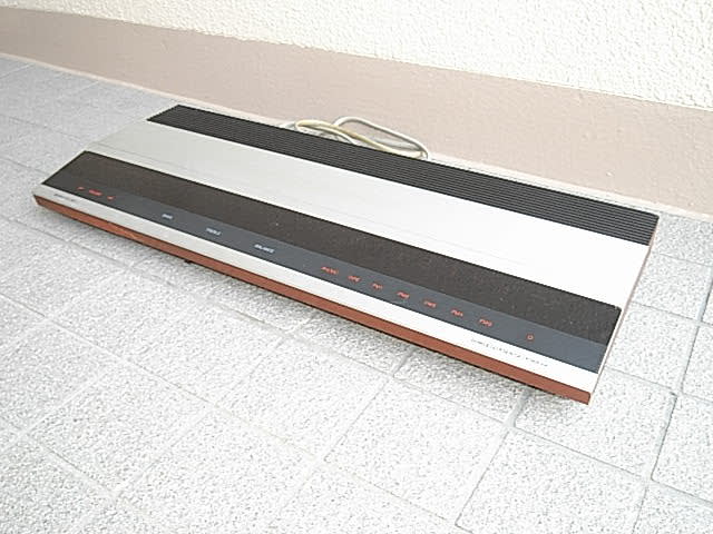 B&O (Bang & Olufsen), Beomaster 2400-2 - テレビ修理-頑固親父 B&O (Bang & Olufsen), Beomaster 2400-2 - テレビ修理-頑固親父