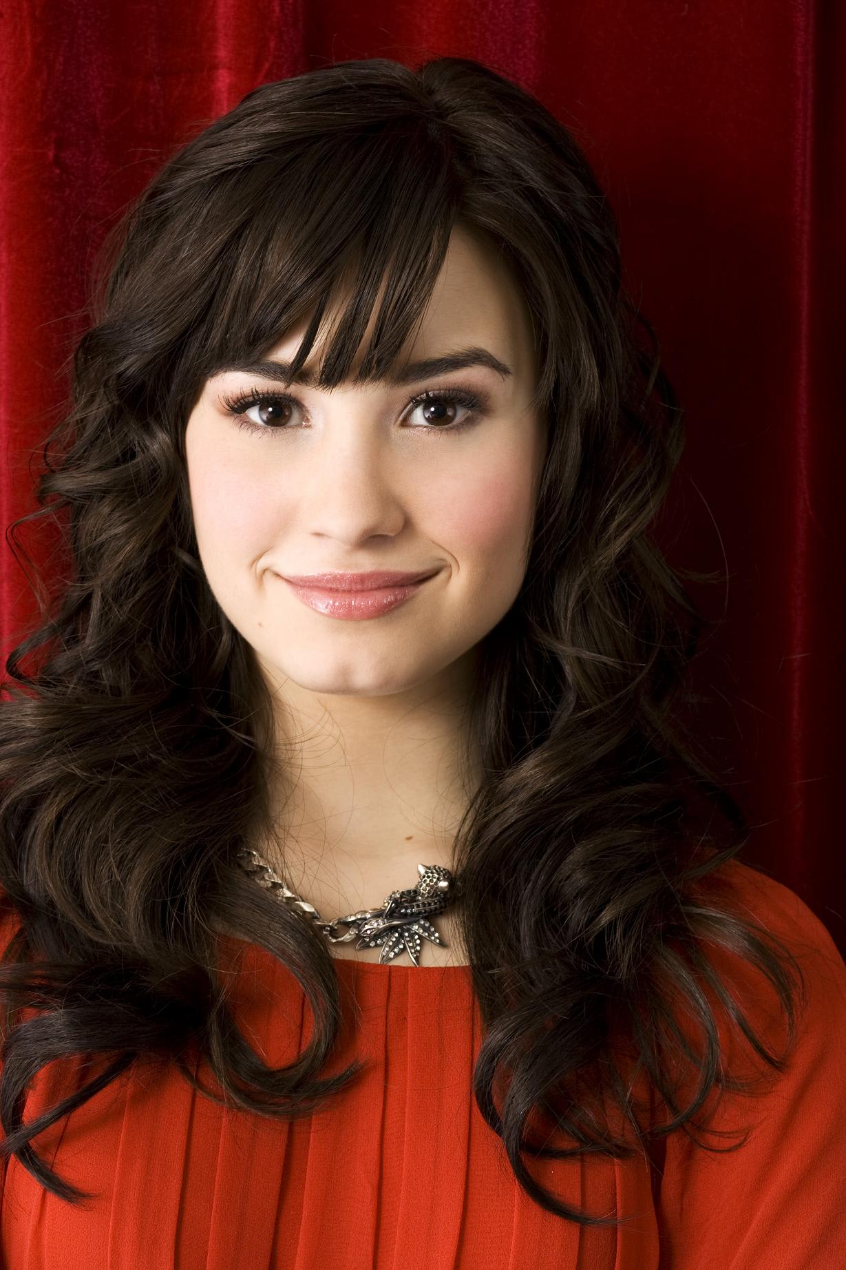 Demi Lovato - Photoshoot for USA Today 2009 - ☆Favorite Celebrity Pictures☆