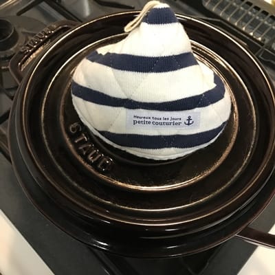 Staub鍋で石や きいも くろぶろぐ
