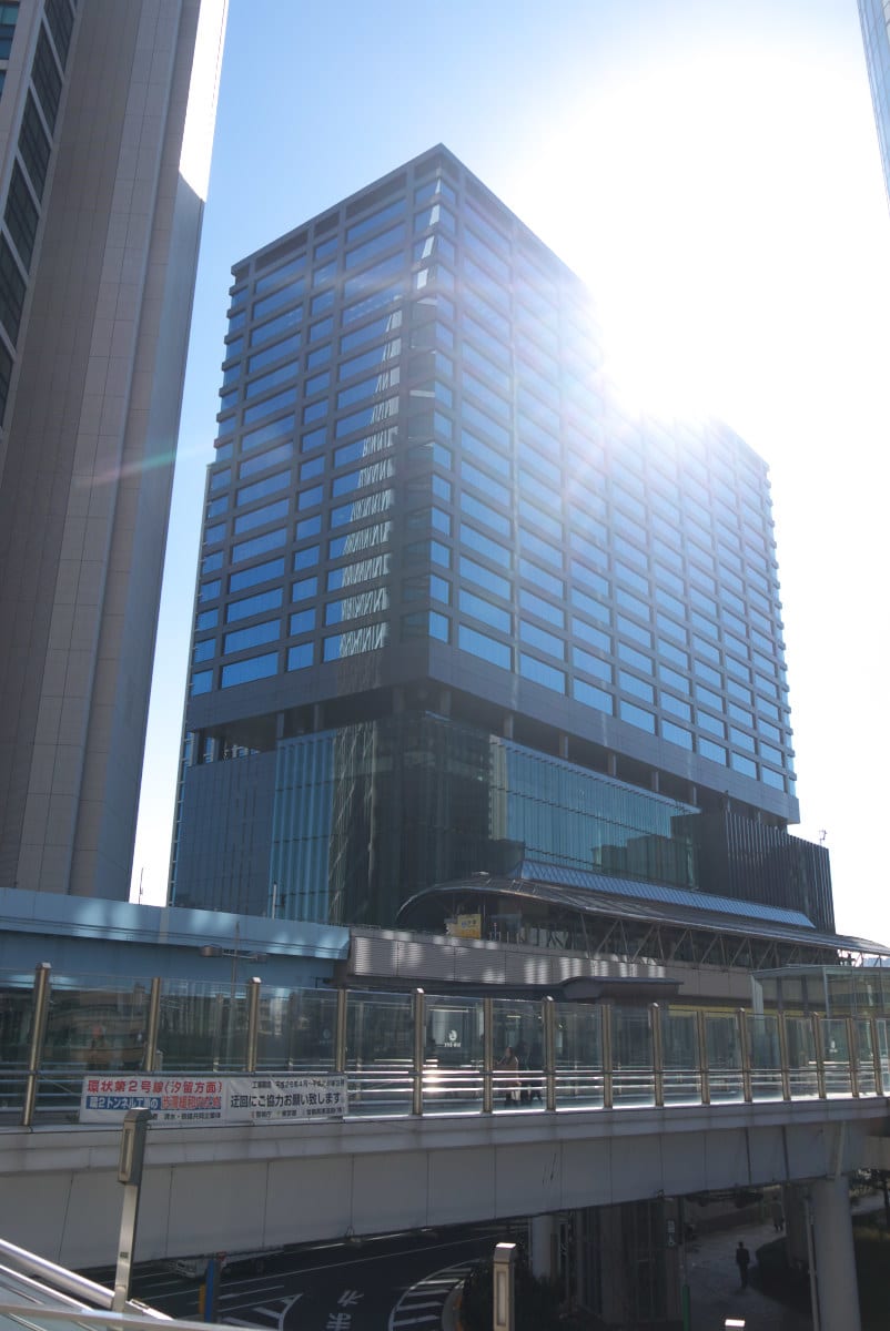 2月の汐留：日本テレビタワーと大階段・大屋根広場 PART1 緑には、東京しかない