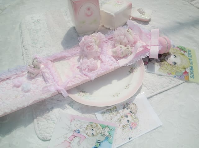 日曜日はフリフリ＆ピンク＆薔薇がてんこもり♪＆お知らせ、フェリーチェトワココスメ、ジュレリッチ☆ - オリジナルインテリア「Rose Party~Since 2003~」マキとスタッフのブログ