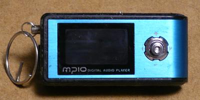 型番号とか不明なmp3プレイヤー「mpio」の分解 - 分解はロマンだ！