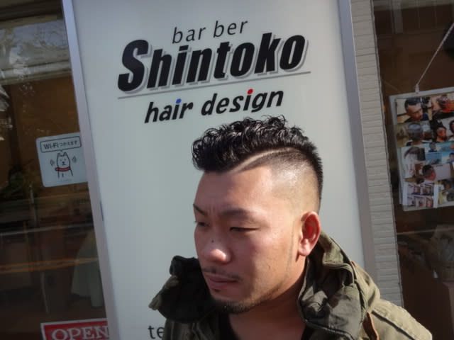 お祭りヘア レザーアートhairtattooからスキンフェードレンジャーカット Japanese Barber ２児のbarberパパ 丘サーまっしぐら Barbershintokohairdesign