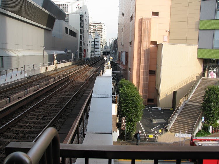 クリックで大きくなります。