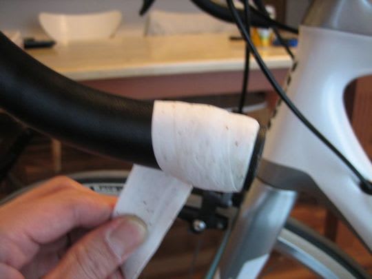 自転車 ハンドル テープ 巻き 方