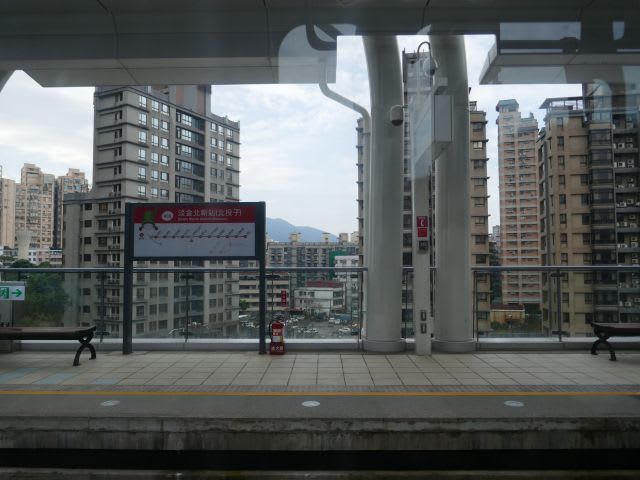 LRT_27.jpg