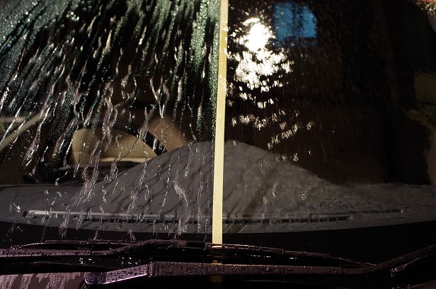 雨の日の視界を確保する フロントガラス撥水加工 ガラスコーティング 高知市 車磨き コーティング専門店 ｋ ｔｅｘ ブログ