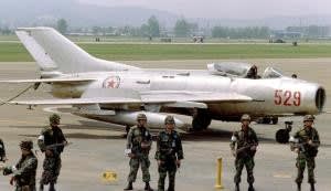 北朝鮮空軍,アメリカ海軍,北朝鮮,北ベトナム,北朝鮮戦闘機,ベトナム戦争空戦,戦闘,戦闘機,飛行機,航空機,パイロット,乗り物,,乗り物のニュース,働く乗り物,乗り物の話題,フリート,グランド,Fleet,万能論,Trafficn,news,Traffic,