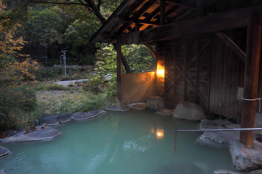 お風呂紹介~♪ 七味温泉紅葉館・露天風呂