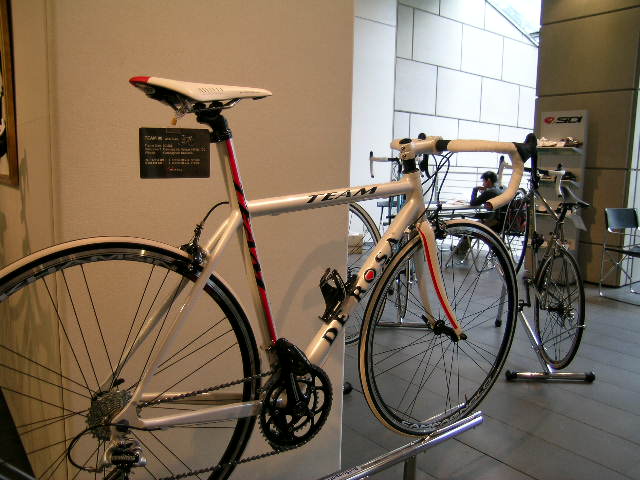 ０８ デローザ チーム８ 三沢自転車商会