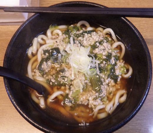 まる藤 港南区 菜の花とひき肉のうどん Humdrum