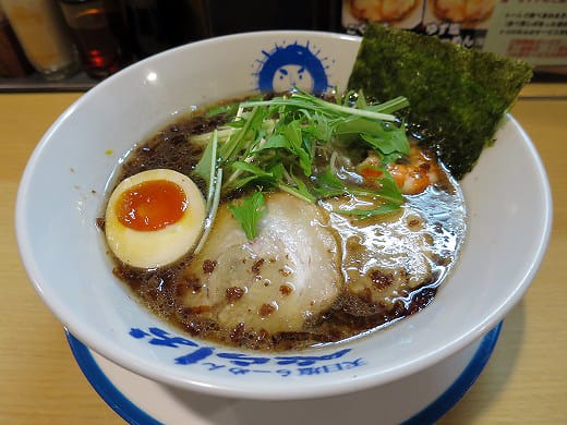 天日塩らーめん べらしお 三国ヶ丘店・こくまろらーめん(醤油)