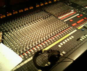 ホール音響室 としあきの子育て日記 ホール音響室 としあきの子育て日記