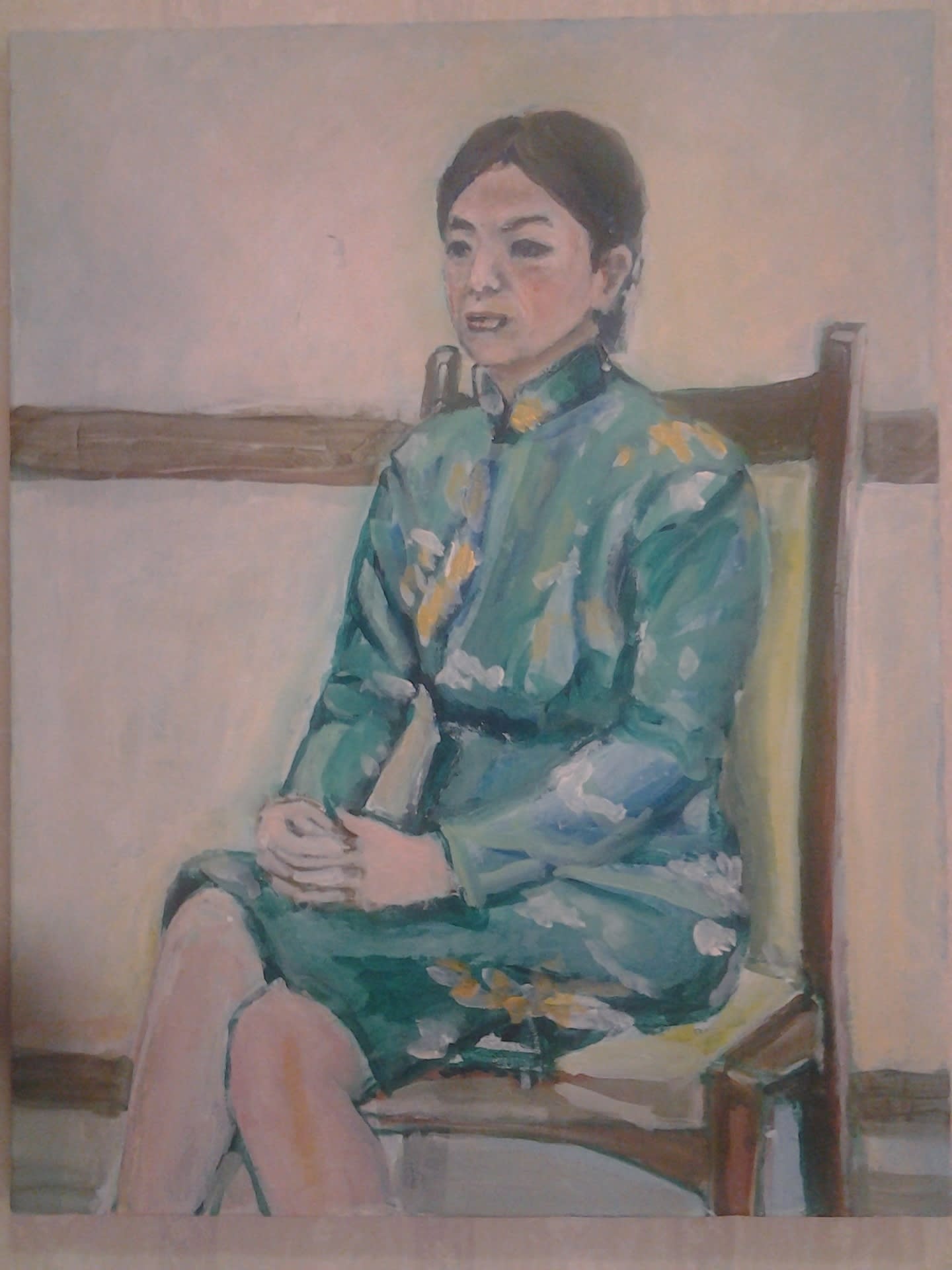椅子に座るチャイナドレスの女０２ サヒロの個人美術館