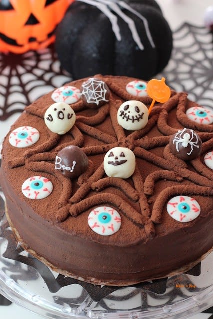 ハロウィンにデコチョコケーキ マイティの Awesome Cooking